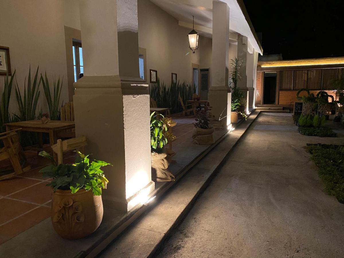 Hotel Express Quinta Soledad Mexico-stad Buitenkant foto